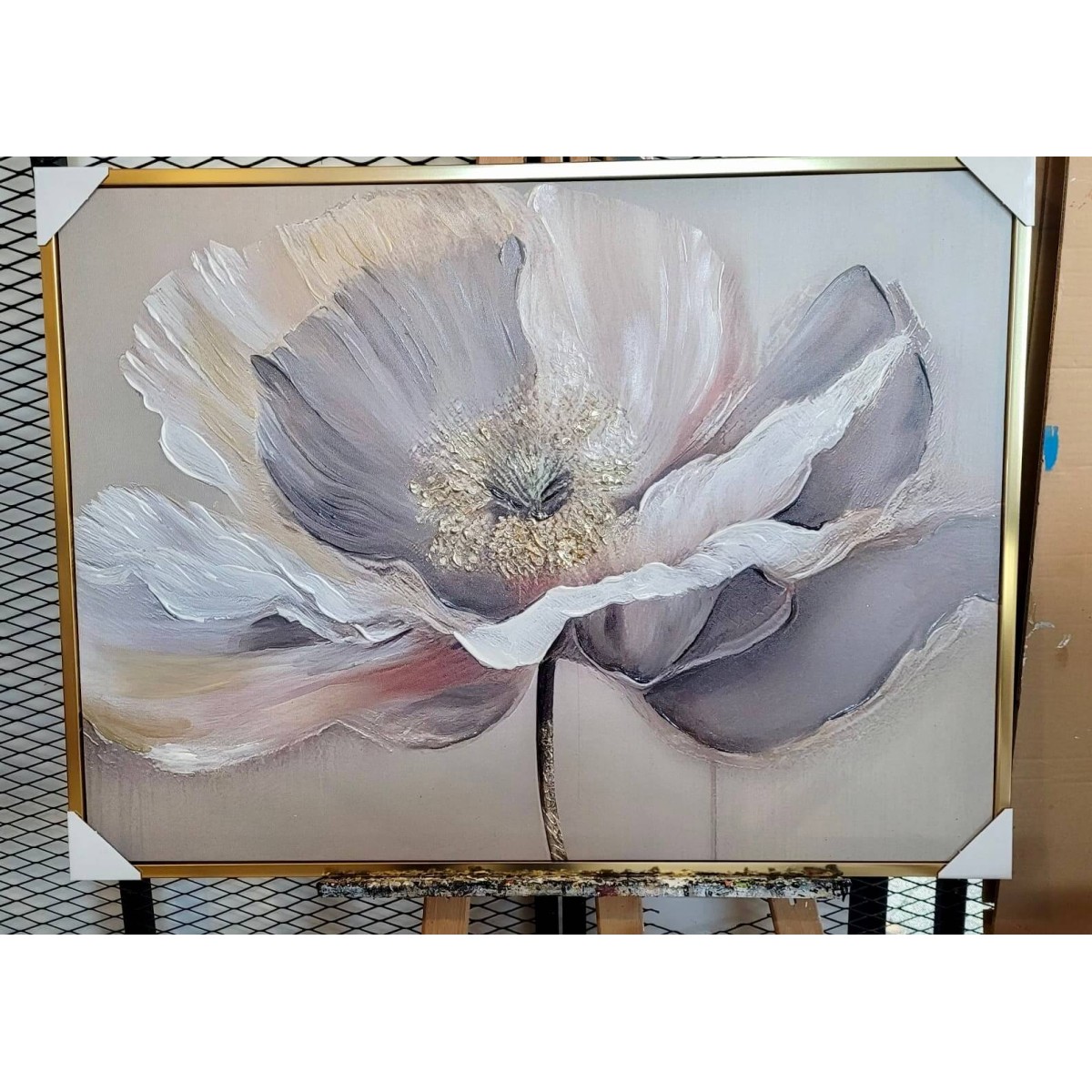 One Beige Flower Textured Partial Oil Painting