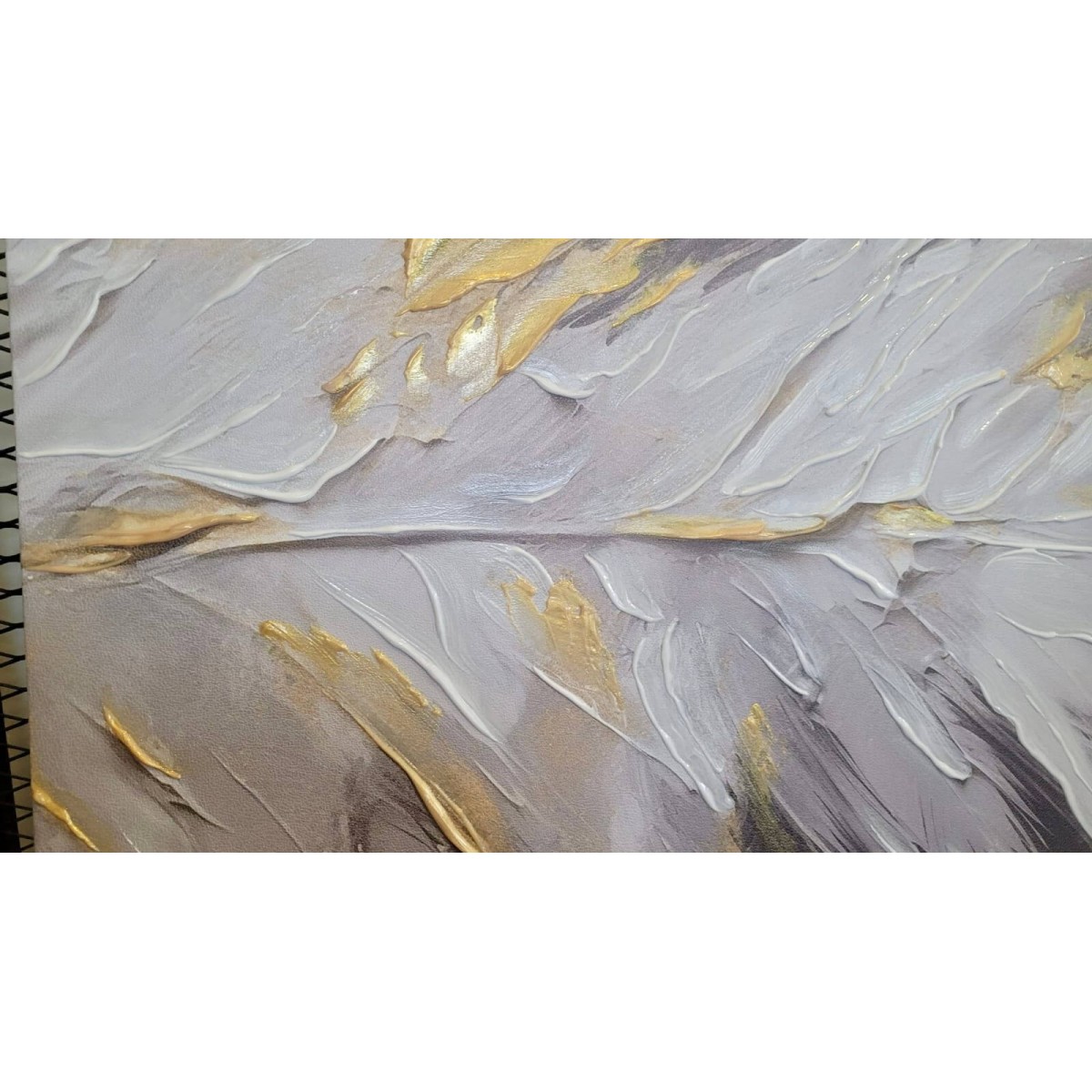 White Beige Feather 3D Heavy Textured Partial Oil Painting